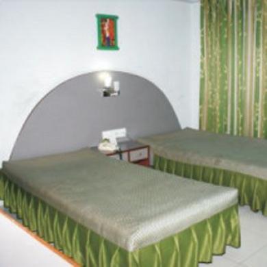Neeranand Dalhousie- A Pure Vegetarian Hotel 콜카타 외부 사진