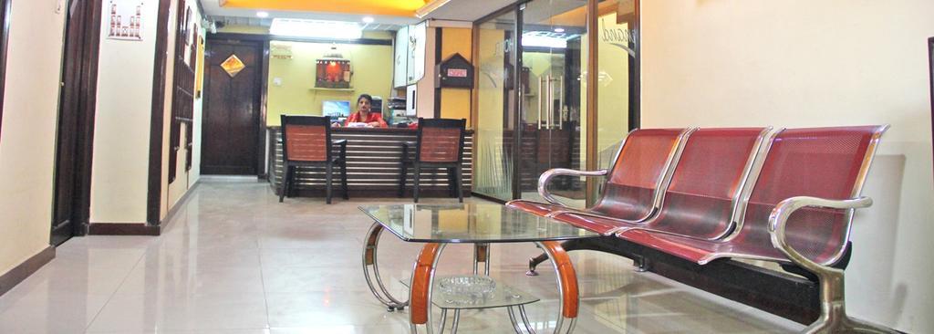 Neeranand Dalhousie- A Pure Vegetarian Hotel 콜카타 외부 사진